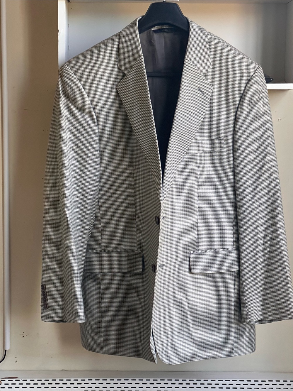 Brooks Brothers 346 Houndstooth Beige and Tan Men’s Sports Coat Blazer Size 42R